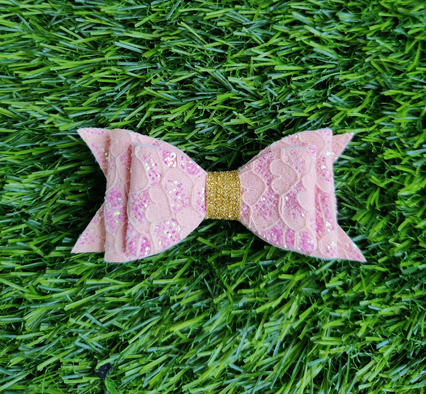 Pink Lace - Classic Bow