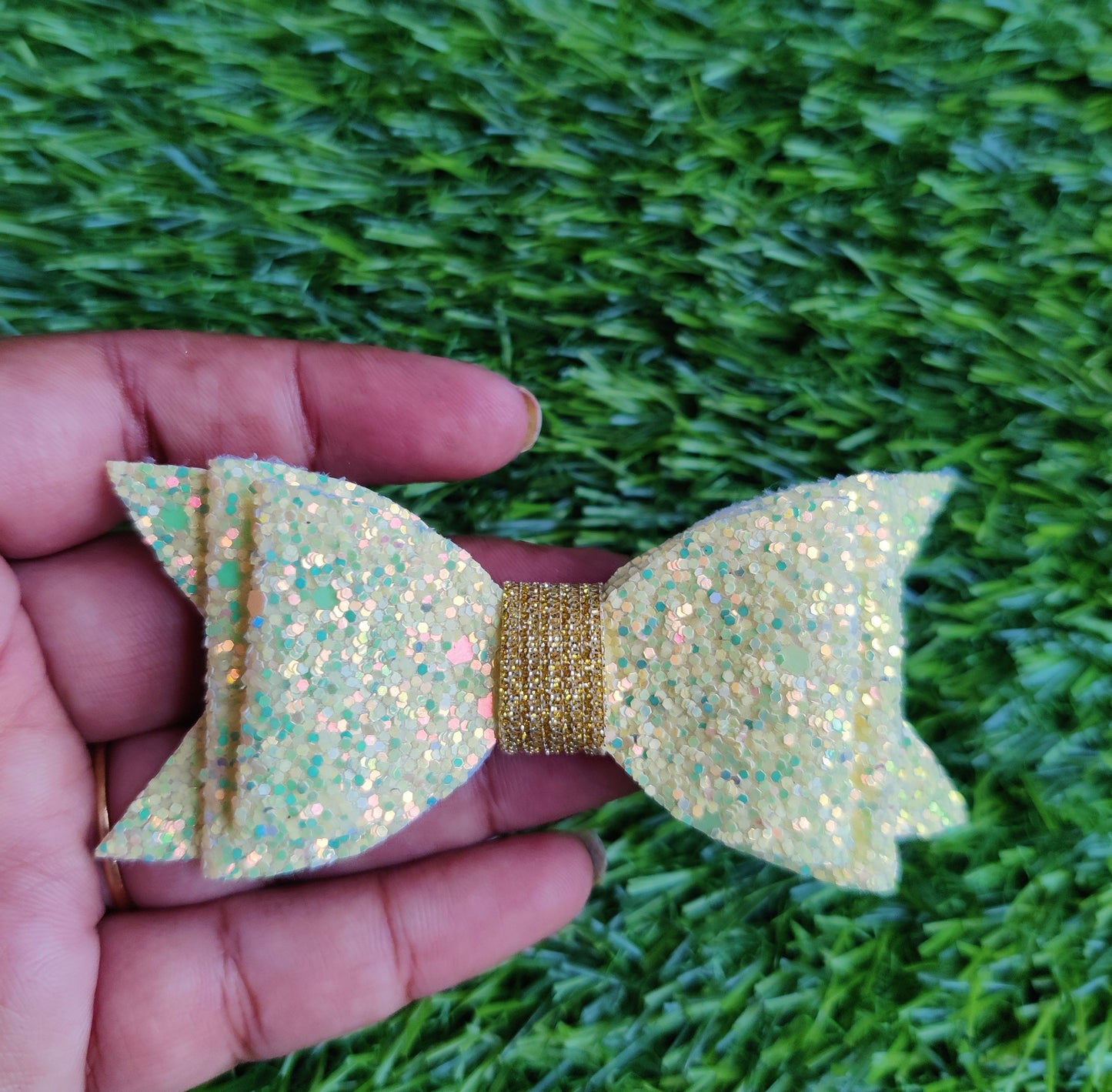 Yellow Glitter - Classic Bows